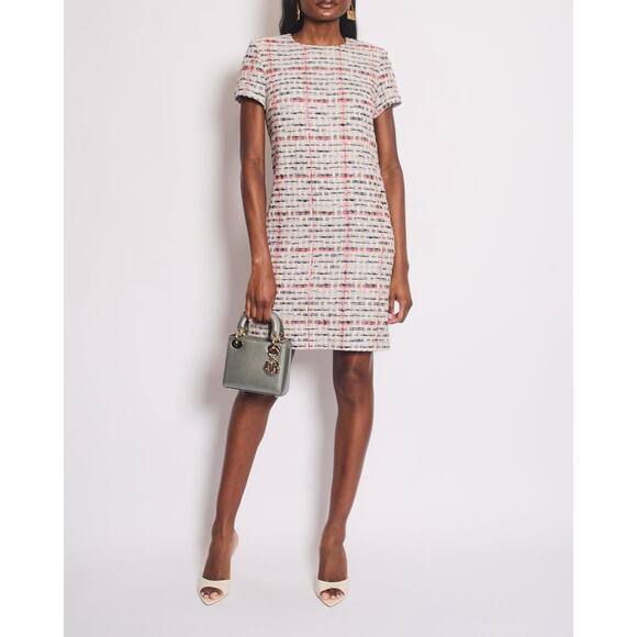 Chanel 18P Grey Tweed Midi Dress FR36 US4 Short Sleeve CC Logo Button Silk - Picture 2 of 16